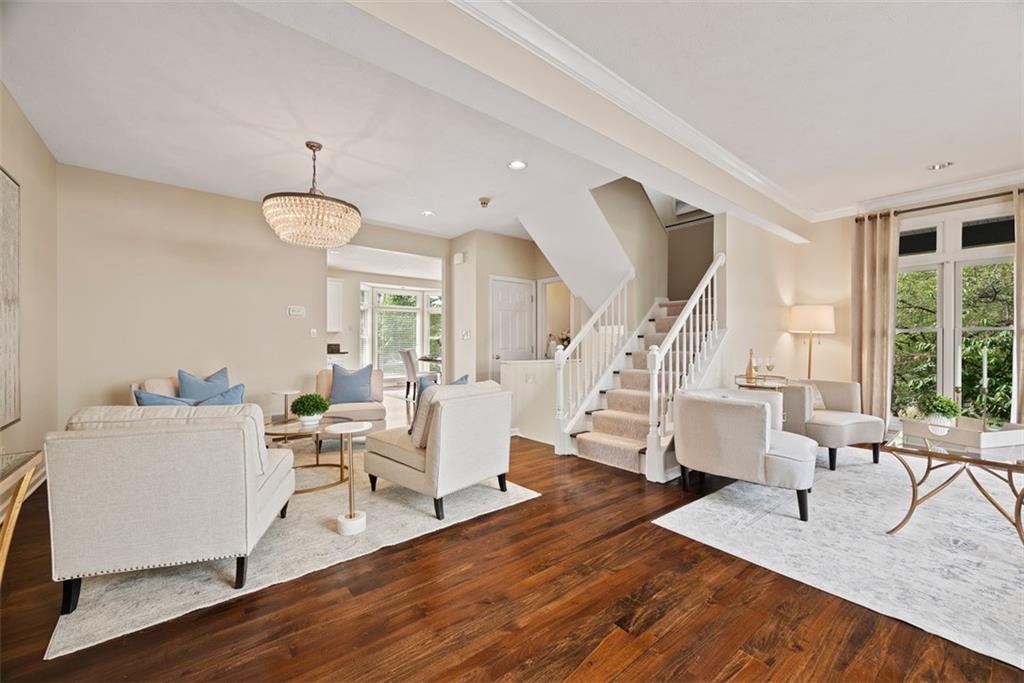 7 Waterside Place Pittsburgh, PA 15222 - Photo 5 of 43 a living room with furniture and a wooden floor
