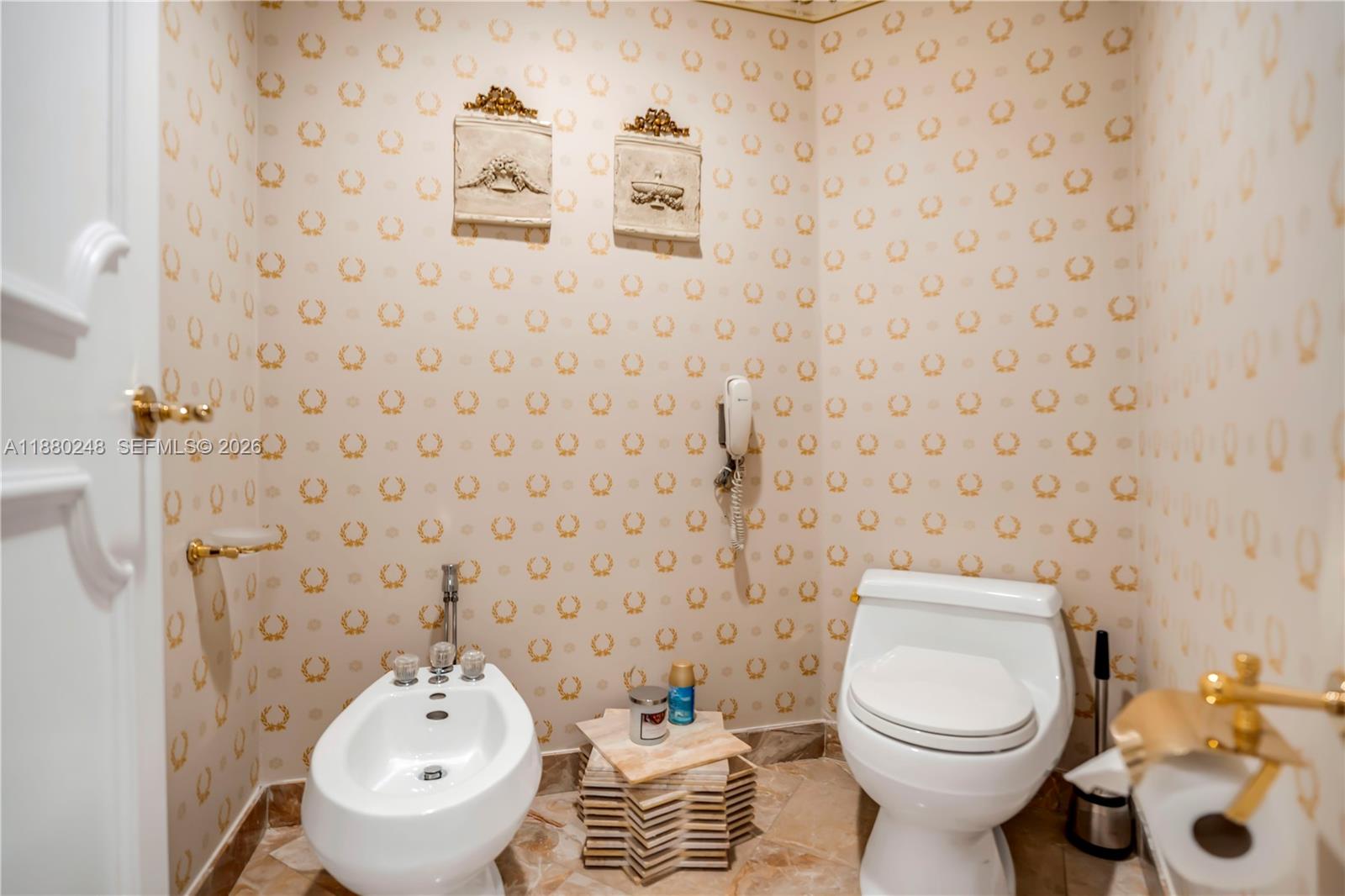 888 Brickell Key Drive, Unit 1807 Miami, FL 33131 - Photo 24 of 58
