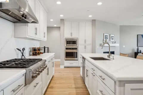 $1,148,000 | 16 Sea Star Court, Richmond, CA 94801