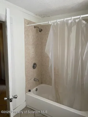 $1,550 | 210 Crane Street, Scranton, PA 18505