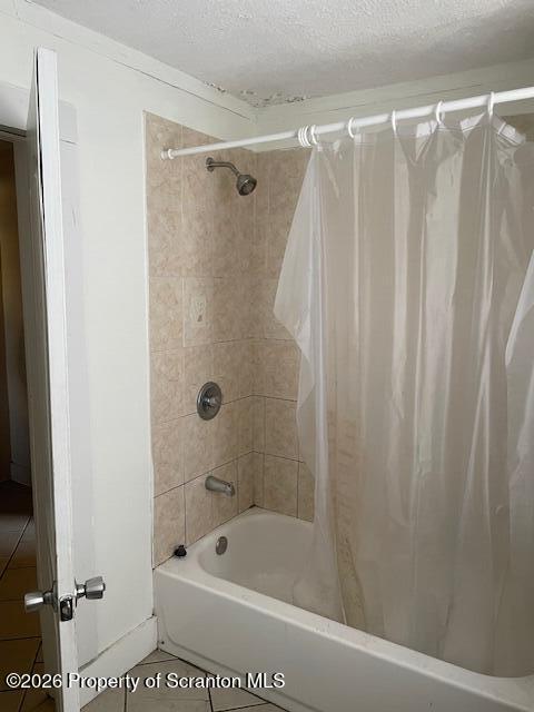 210 Crane Street Scranton, PA 18505 - Photo 8 of 17 a bathroom with a shower and a tub