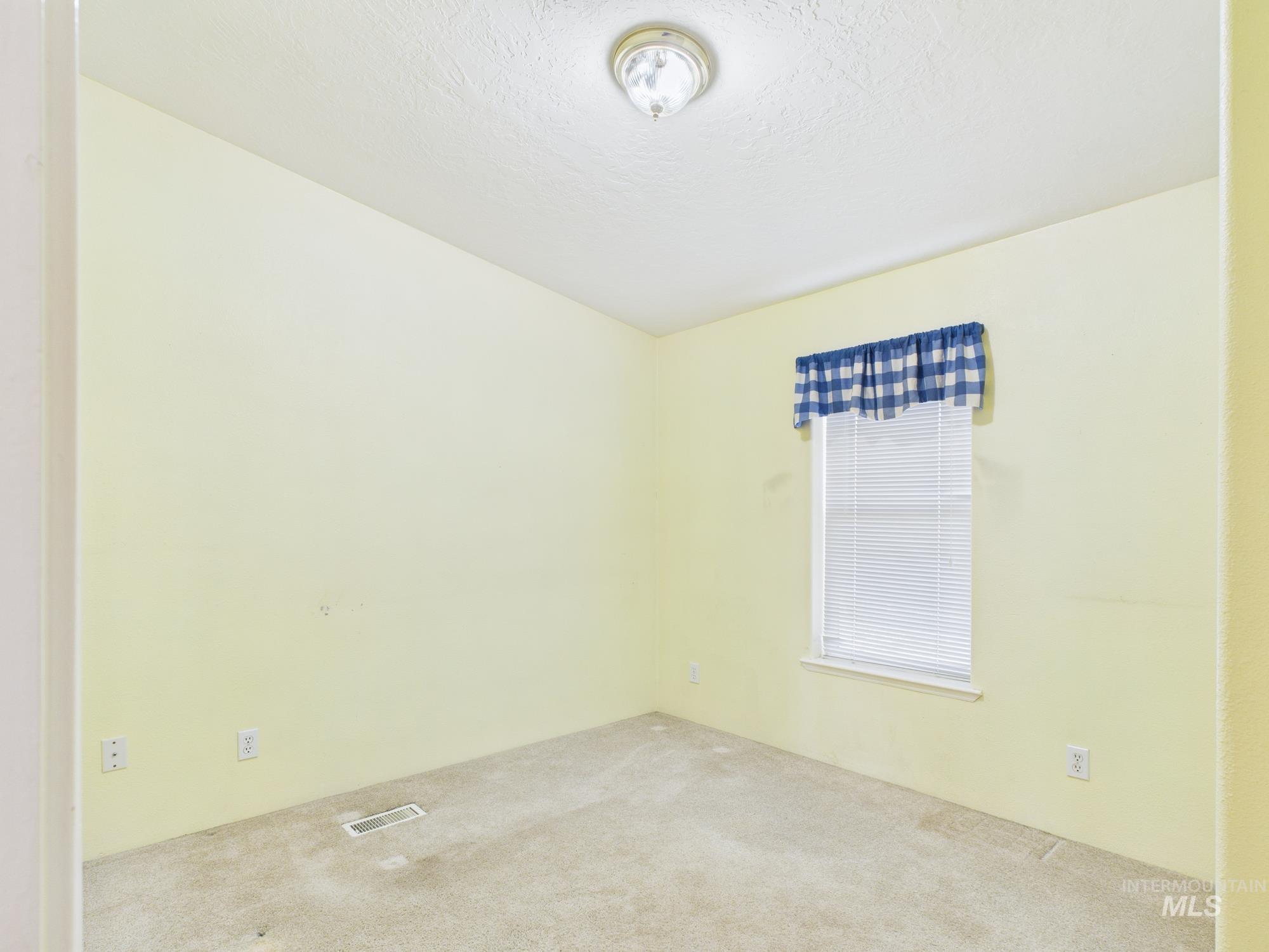 899 Eagles Pointe Boulevard Lewiston, ID 83501 - Photo 21 of 27
