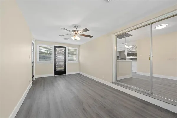 $2,600 | 700 Oakland Road, Altamonte Springs, FL 32701