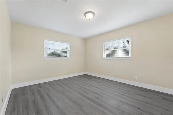 $2,600 | 700 Oakland Road, Altamonte Springs, FL 32701