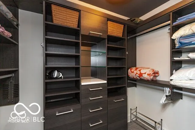 $325,000 | 802 North Meridian Street, Unit 205, Indianapolis, IN 46204