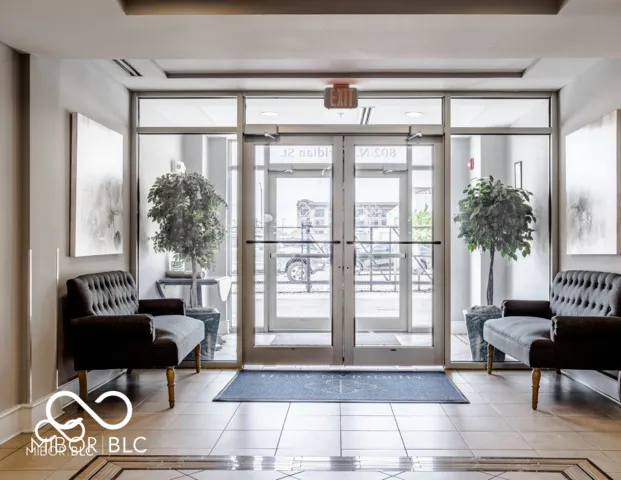 $325,000 | 802 North Meridian Street, Unit 205, Indianapolis, IN 46204
