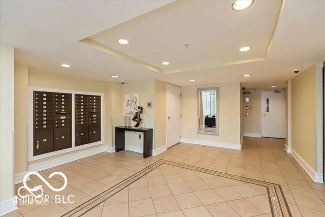 $325,000 | 802 North Meridian Street, Unit 205, Indianapolis, IN 46204