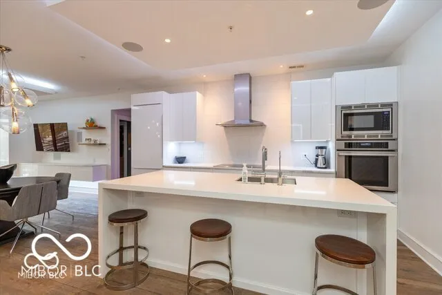 $325,000 | 802 North Meridian Street, Unit 205, Indianapolis, IN 46204