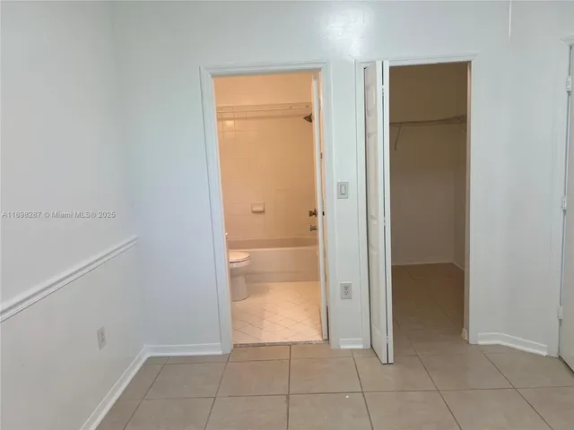 $1,800 | 980 Northeast 33rd Terrace, Unit 203, Homestead, FL 33033