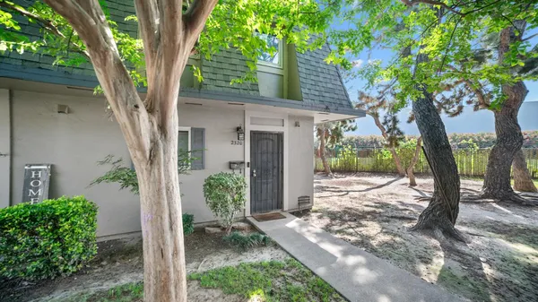 $320,000 | 2320 West Turner Road, Lodi, CA 95242