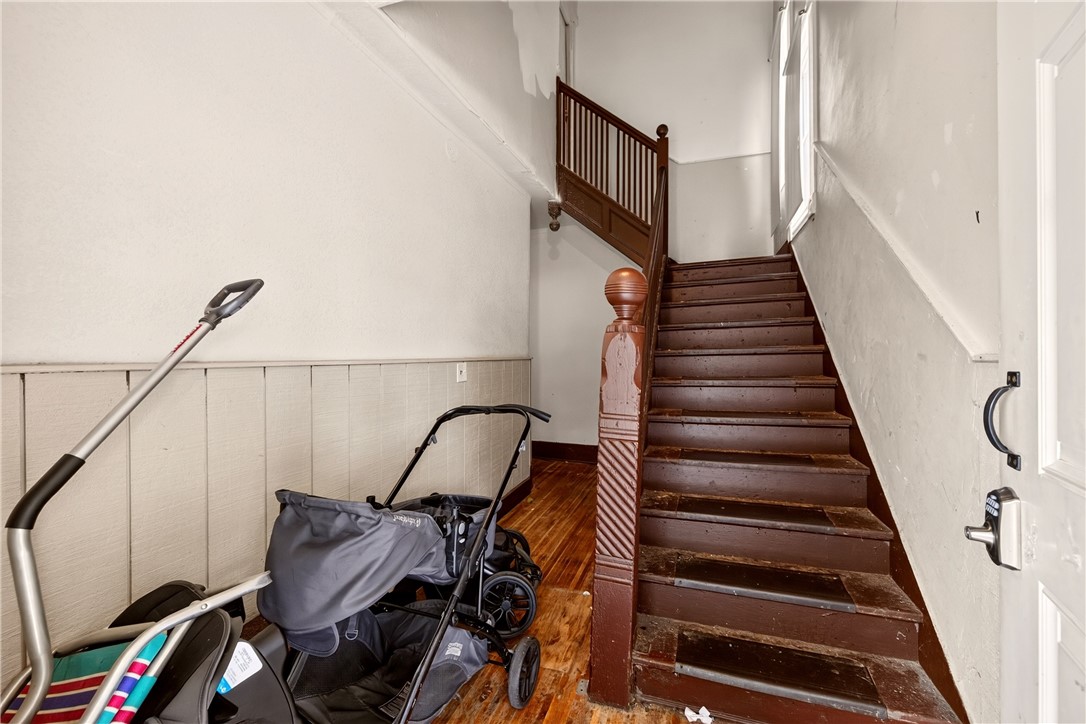 31 Locust Street Rochester, NY 14613 - Photo 13 of 17 Gallery Image 13