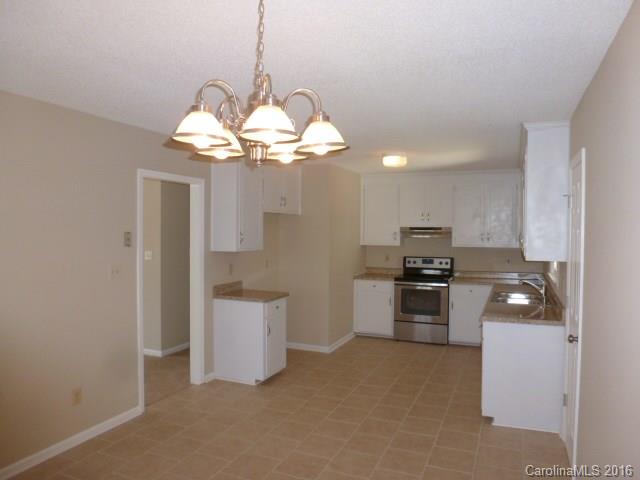 2239 Pacer Road Lancaster, SC 29720 - Photo 9 of 20 Gallery Image 9