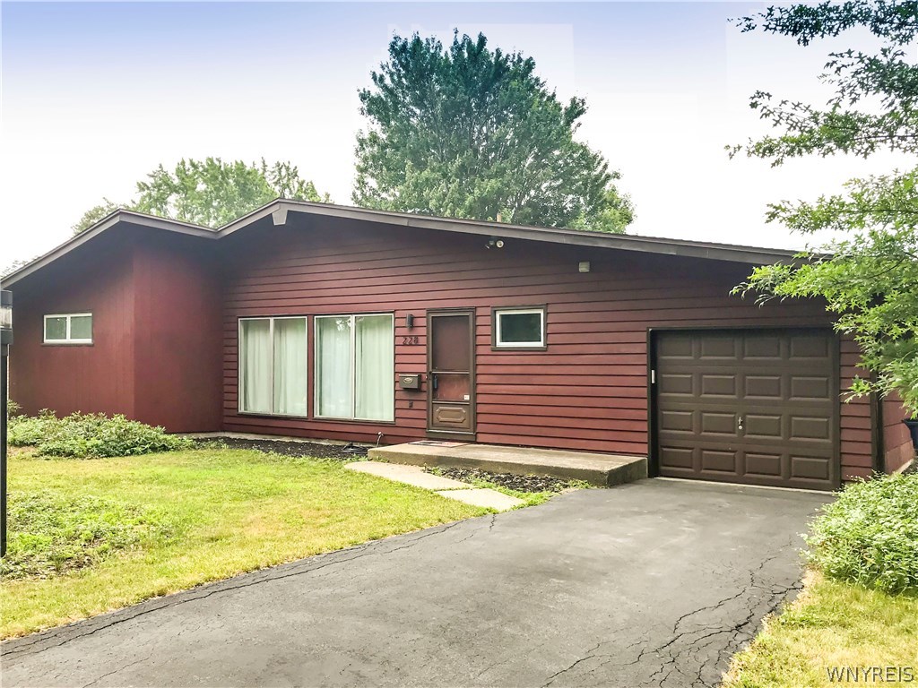 228 Delamere Road Amherst, NY 14221 - Photo 1 of 1 Gallery Image 1
