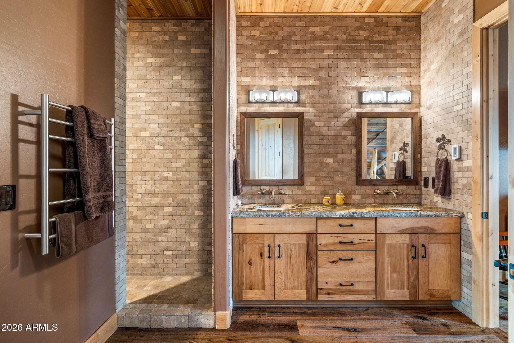 758 Southlake Road Lakeside, AZ 85929 - Photo 30 of 95 26 PRIMARY VANITY