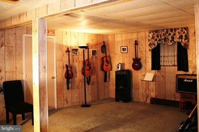 211 A Mooredale Road Carlisle, PA 17015 - Photo 8 of 9 Gallery Image 8