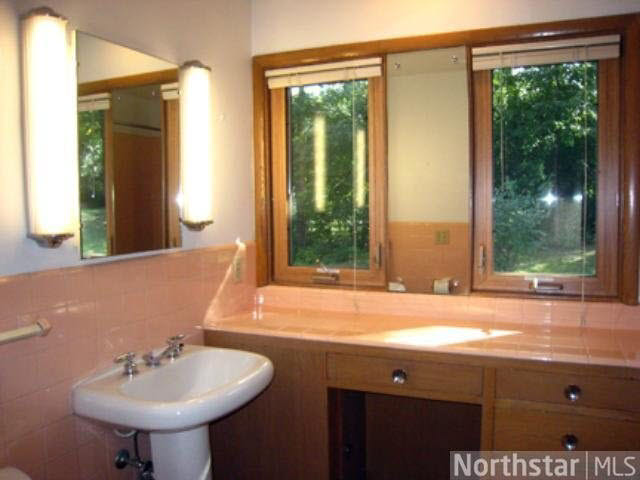 2271 Acorn Road Roseville, MN 55113 - Photo 15 of 18