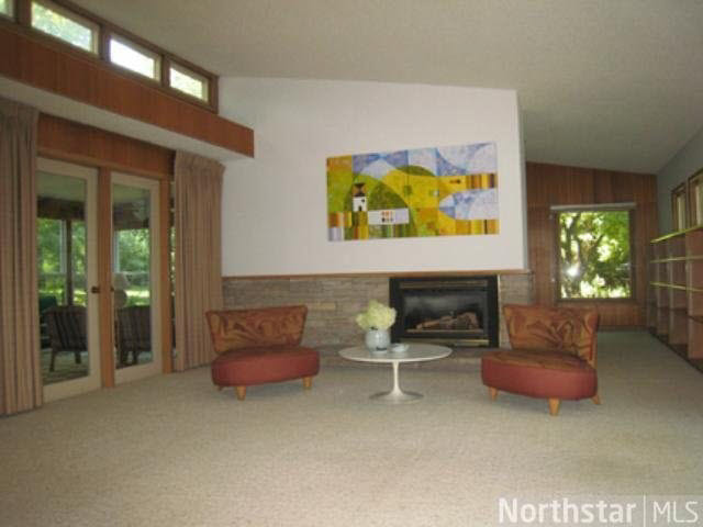 2271 Acorn Road Roseville, MN 55113 - Photo 2 of 18