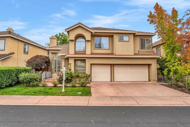 $1,850,000 | 221 Victory Circle, San Ramon, CA 94582