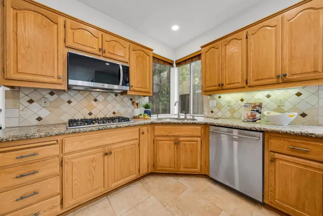 $1,850,000 | 221 Victory Circle, San Ramon, CA 94582