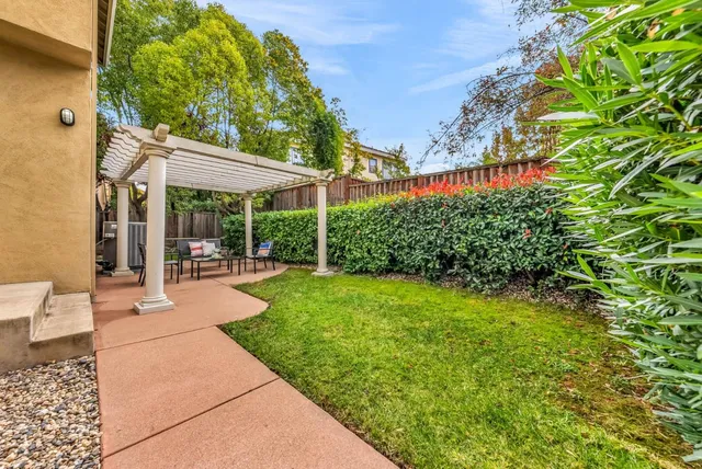 $1,850,000 | 221 Victory Circle, San Ramon, CA 94582