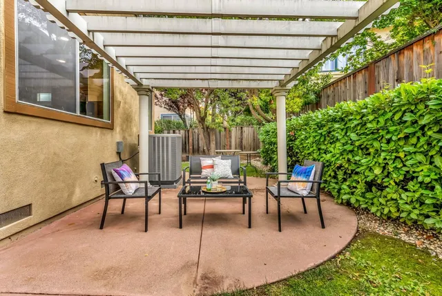 $1,850,000 | 221 Victory Circle, San Ramon, CA 94582