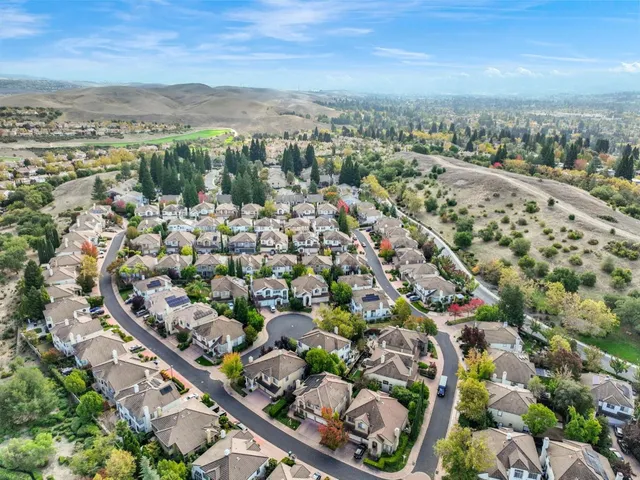 $1,850,000 | 221 Victory Circle, San Ramon, CA 94582