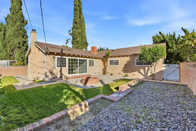 $4,195 | 6539 Petit Avenue, Van Nuys, CA 91406