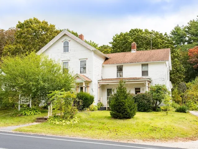 $249,900 | 233 Maple Street, Warren, MA 01083