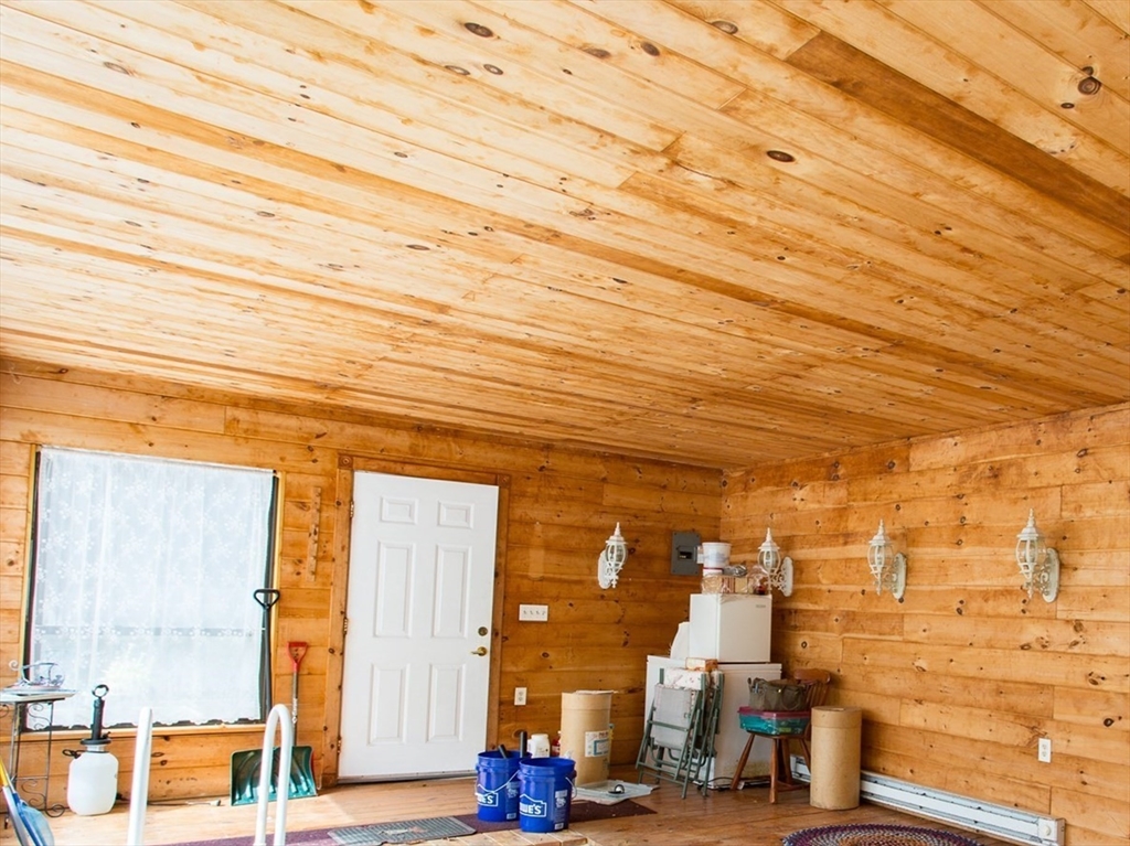 233 Maple Street Warren, MA 01083 - Photo 12 of 34