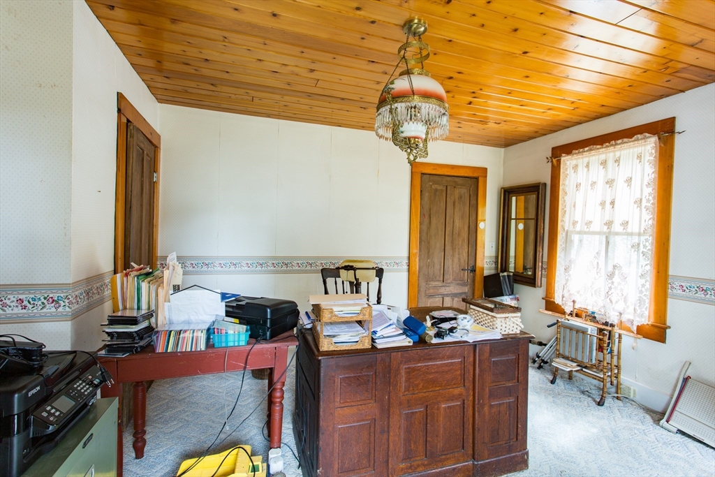 233 Maple Street Warren, MA 01083 - Photo 15 of 34