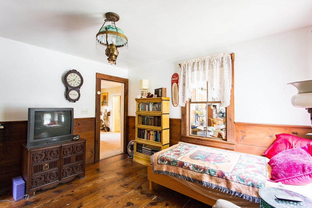 233 Maple Street Warren, MA 01083 - Photo 19 of 34