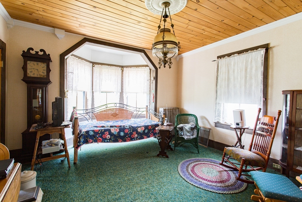 233 Maple Street Warren, MA 01083 - Photo 22 of 34