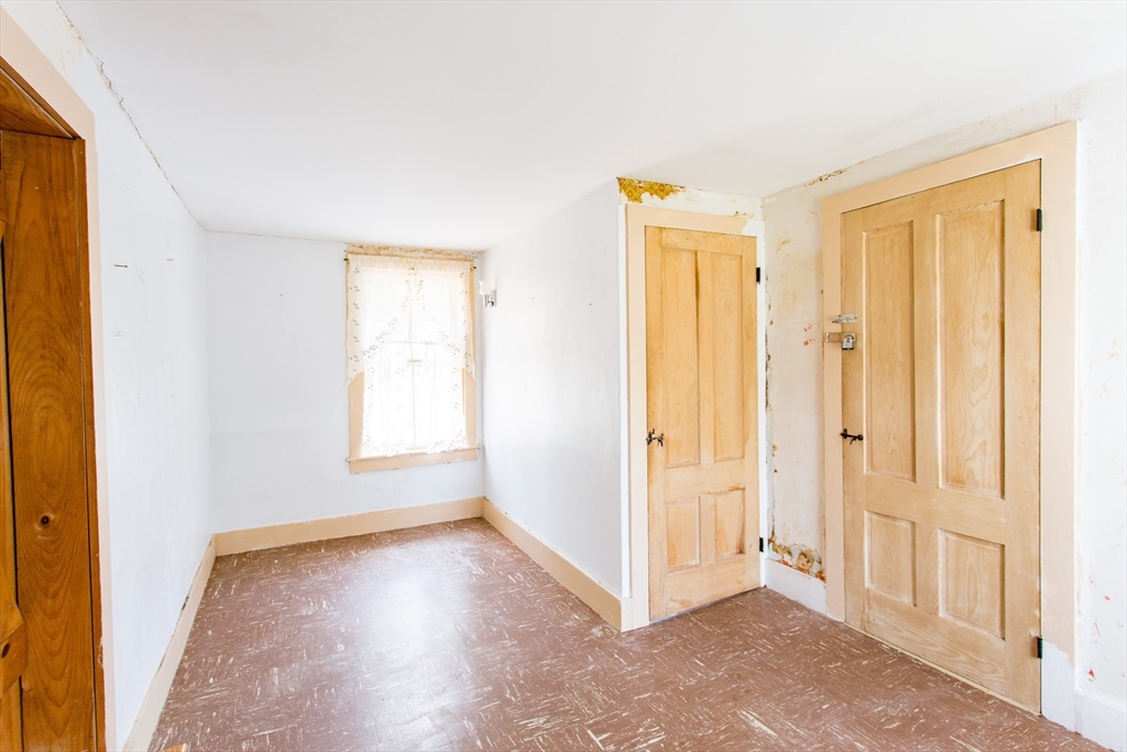 233 Maple Street Warren, MA 01083 - Photo 24 of 34