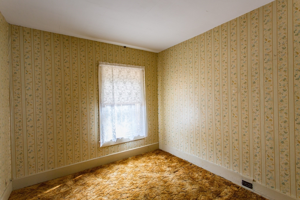 233 Maple Street Warren, MA 01083 - Photo 31 of 34