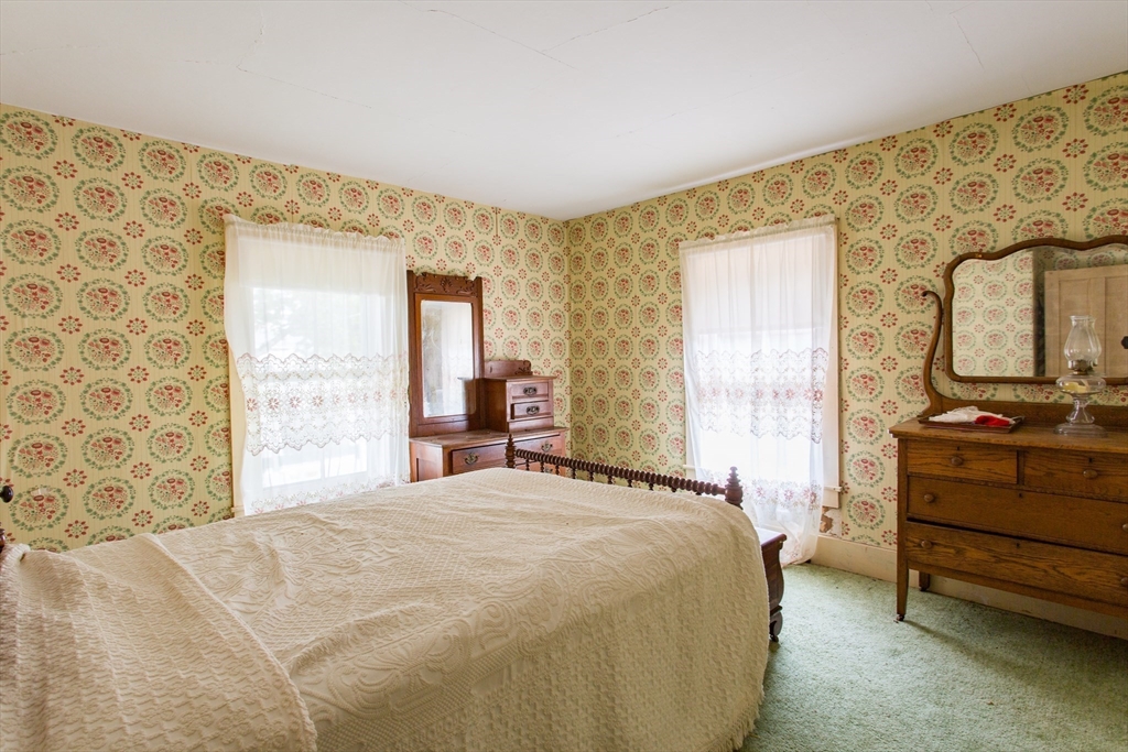 233 Maple Street Warren, MA 01083 - Photo 32 of 34