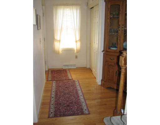 39 Stall Brook Road, Unit W39 Milford, MA 01757 - Photo 2 of 10 Gallery Image 2