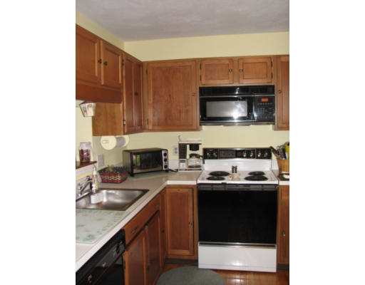 39 Stall Brook Road, Unit W39 Milford, MA 01757 - Photo 3 of 10 Gallery Image 3