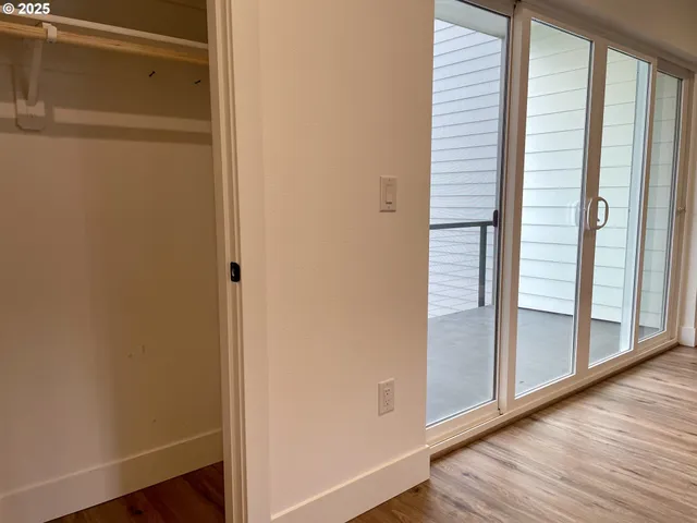 $489,000 | 9023 Northeast Hoyt Street, Portland, OR 97220