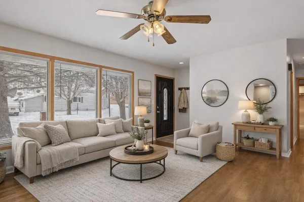$292,400 | 1156 Orchard Drive, Sheboygan, WI 53081
