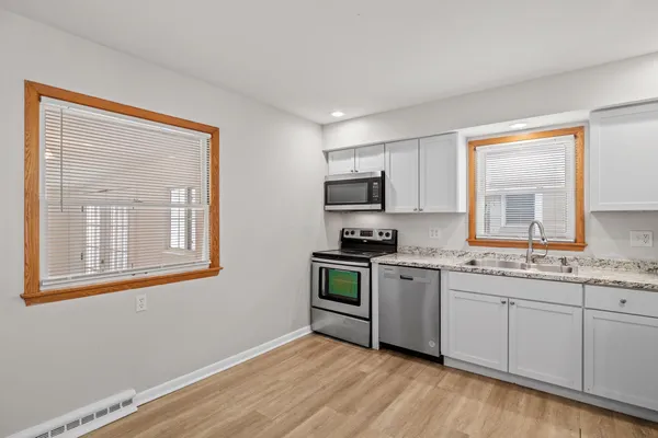 $292,400 | 1156 Orchard Drive, Sheboygan, WI 53081