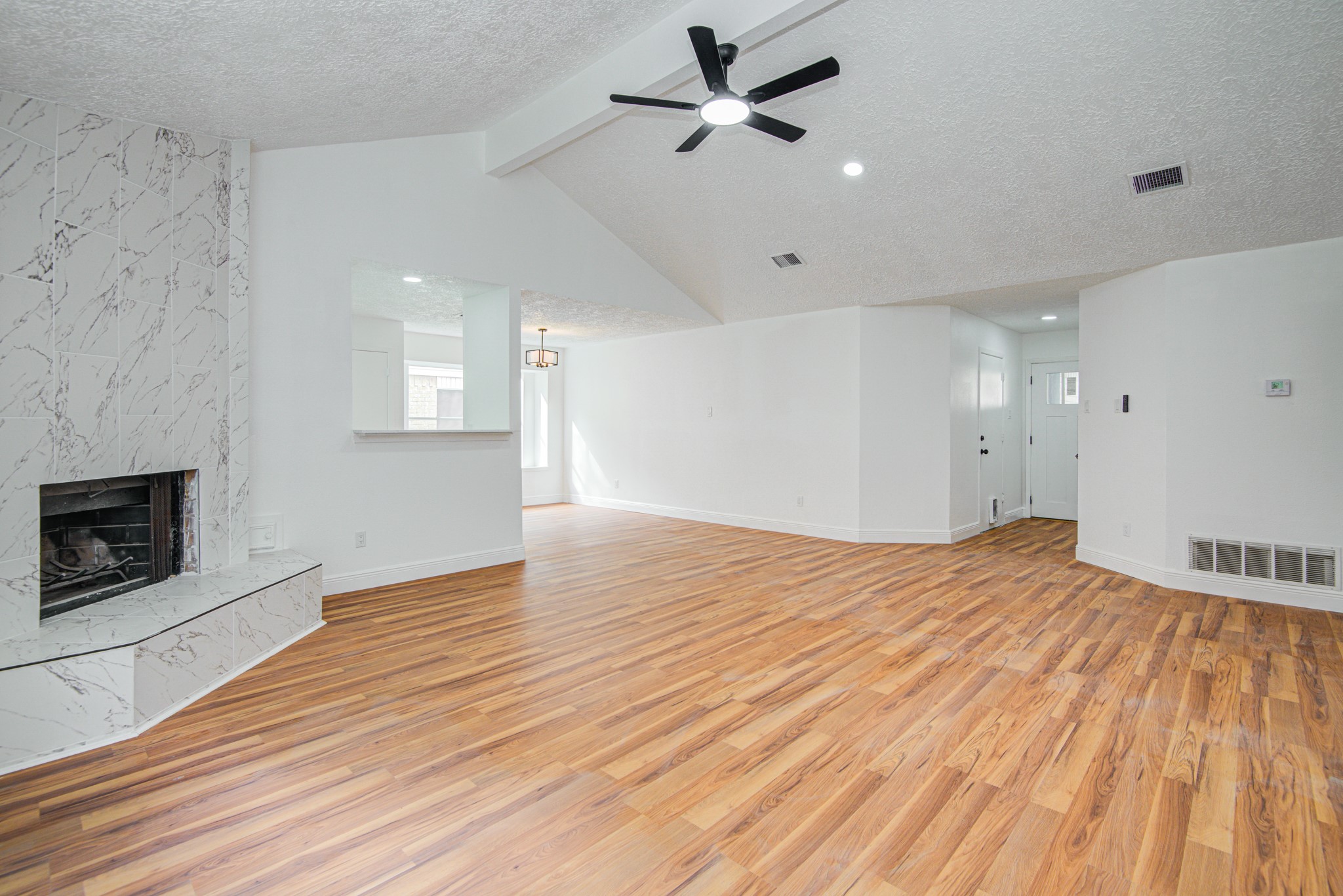 24127 Spring Towne Drive Spring, TX 77373 - Photo 4 of 28