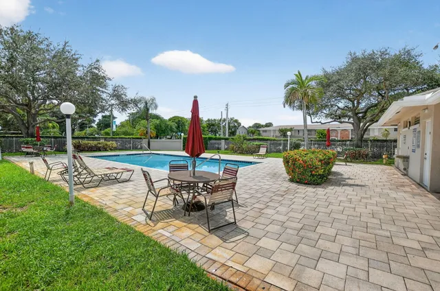 $2,700 | 851 Northwest 42nd Place, Deerfield Beach, FL 33064
