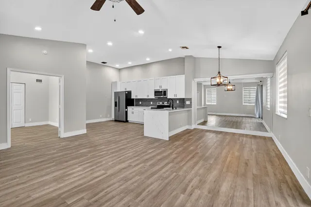 $2,700 | 851 Northwest 42nd Place, Deerfield Beach, FL 33064