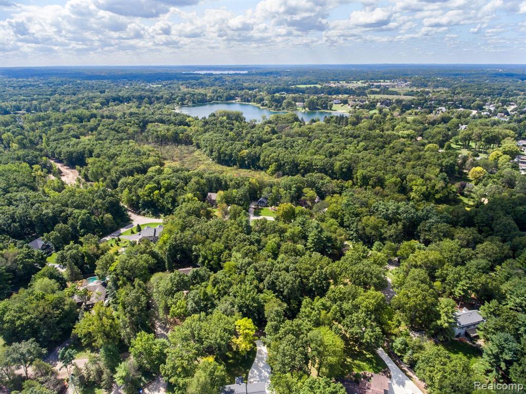 Vl Ridge Road South Lyon, MI 48178 - Photo 5 of 14