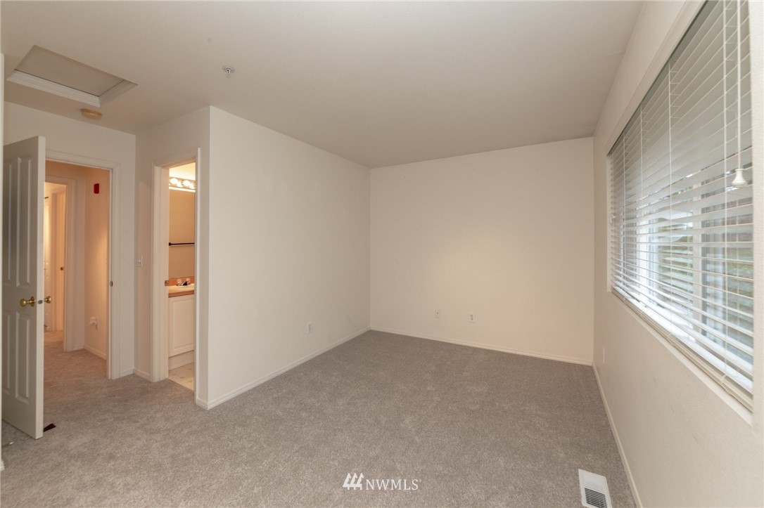 2300 Benson Road South, Unit C2 Renton, WA 98055 - Photo 22 of 25
