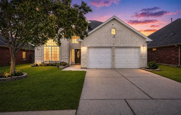 $395,000 | 16007 Makayla Drive, Houston, TX 77049