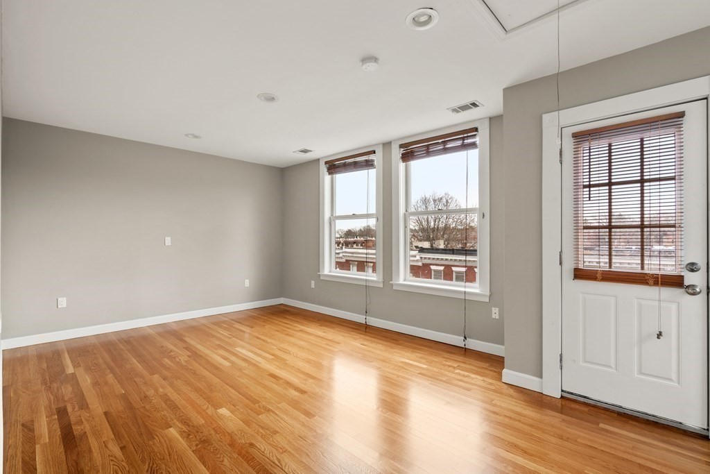 41 Leamington Road, Unit 41 Boston, MA 02135 - Photo 12 of 26 Gallery Image 12