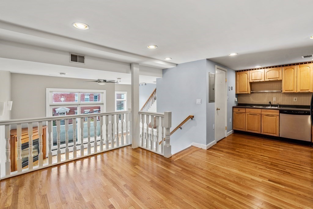 41 Leamington Road, Unit 41 Boston, MA 02135 - Photo 8 of 26 Gallery Image 8