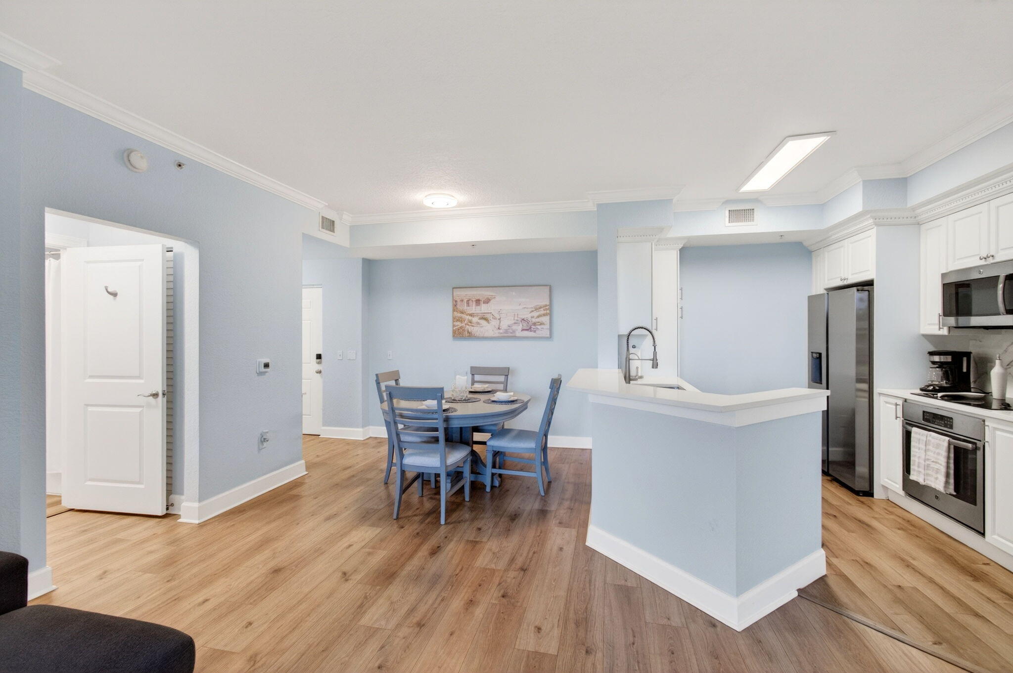 1660 Renaissance Commons Boulevard, Unit 2207 Boynton Beach, FL 33426 - Photo 14 of 51 26-web-or-mls-DSC_6535