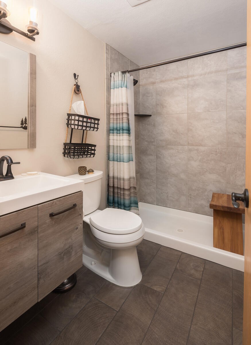 1513 East Keystone Road, Unit 2963 Keystone, CO 80435 - Photo 10 of 37 Bathroom with walk in shower and vanity